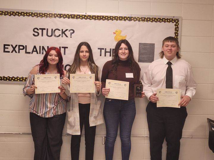 Greyhound FBLA students place at district