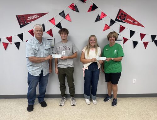 Sharp County Master Gardeners award area youths